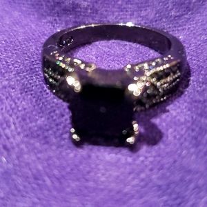Fashion jewelry ring..black stone and black pewter ring.  Brand new size  7.5-8